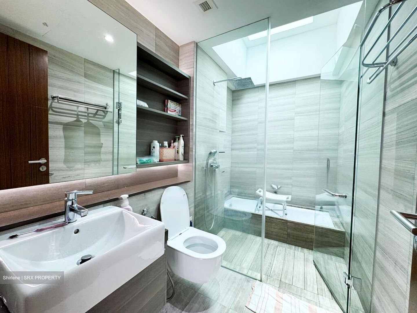 Eastrees (D15), Terrace #462666641